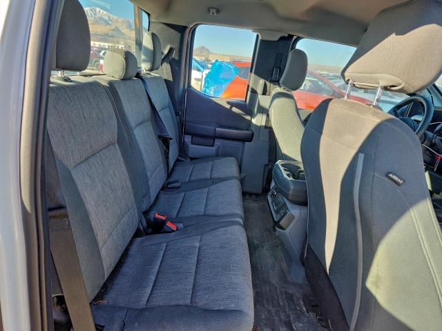 Ford F-150 Super Cab Image 2