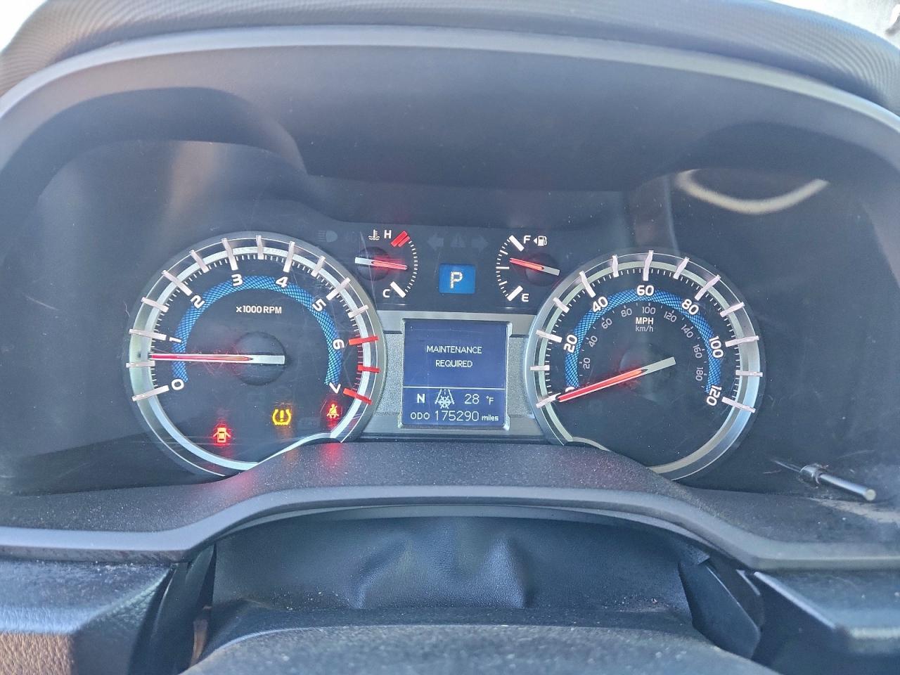 Toyota 4Runner Sr5/sr5 Premium Image 11