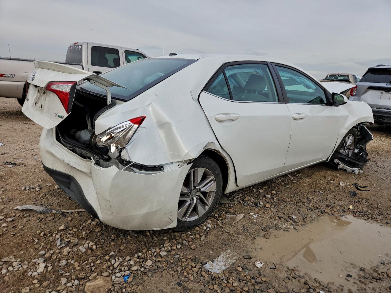 Toyota Corolla Eco Image 3