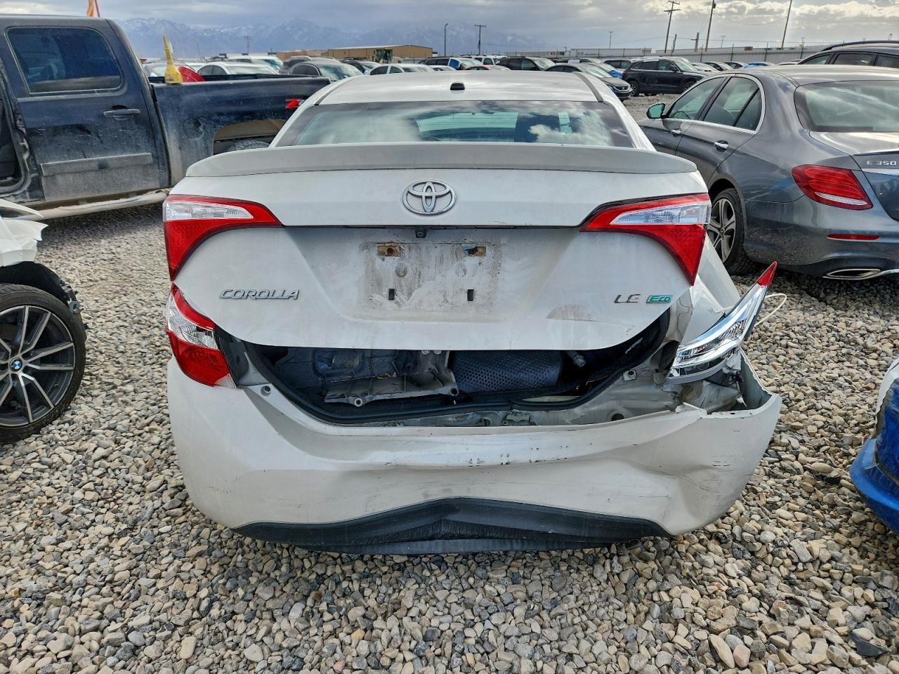 Toyota Corolla Eco Image 10