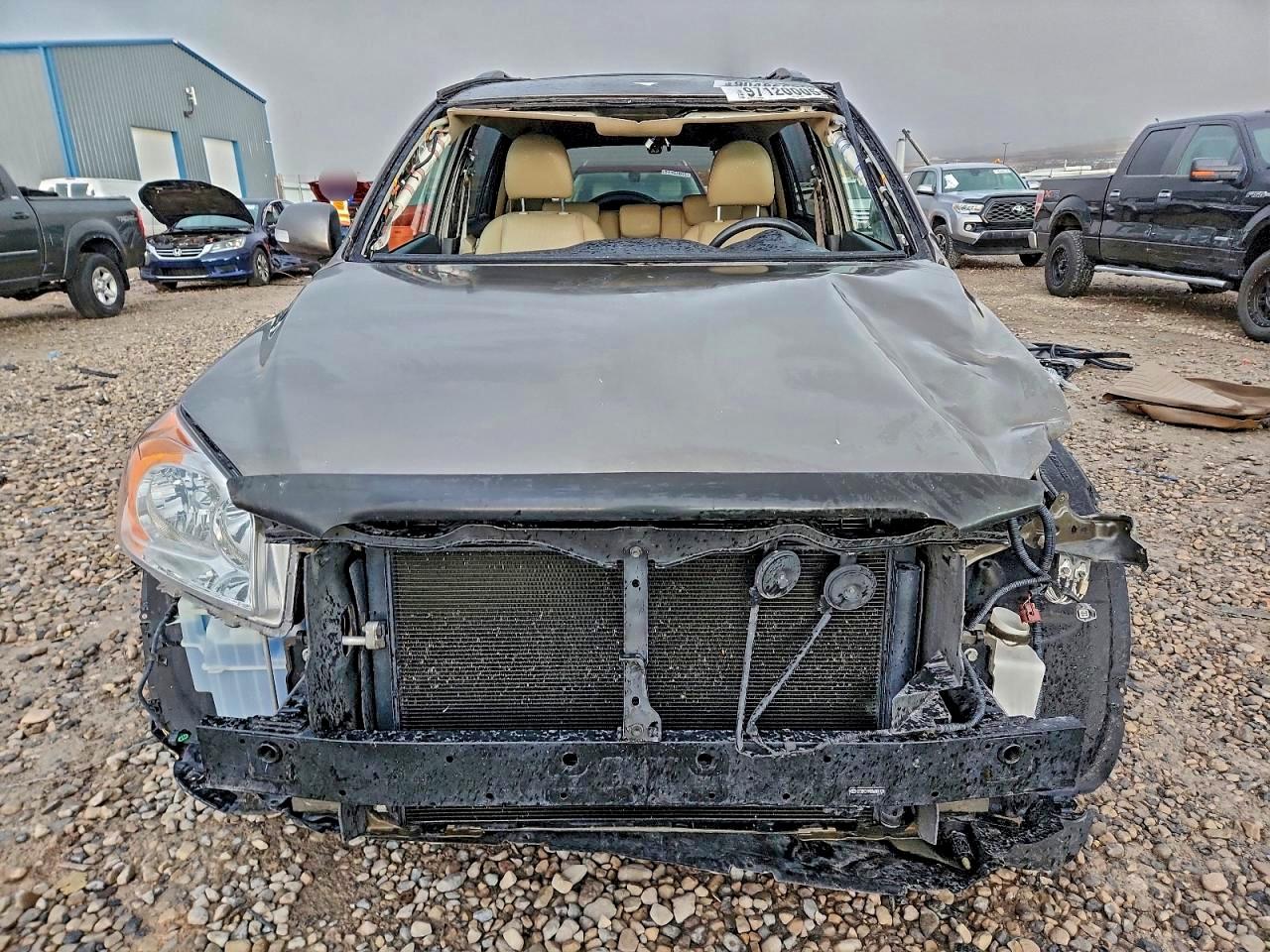 Toyota RAV4 Limited Image 8