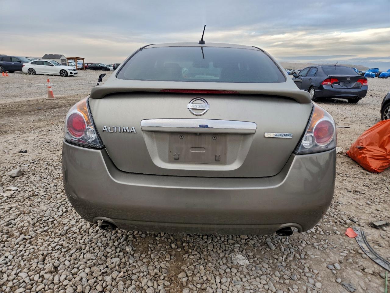 Nissan Altima Hybrid Image 10