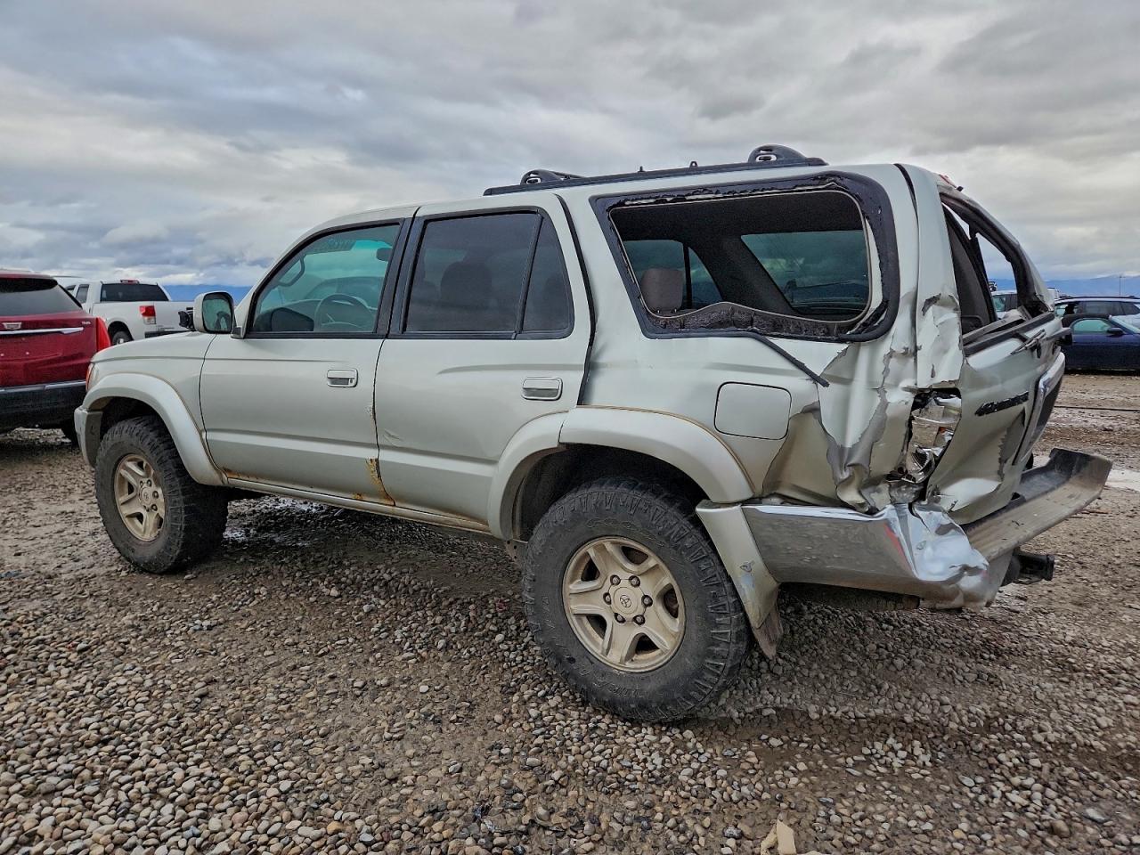 Toyota 4Runner Sr5 Image 13