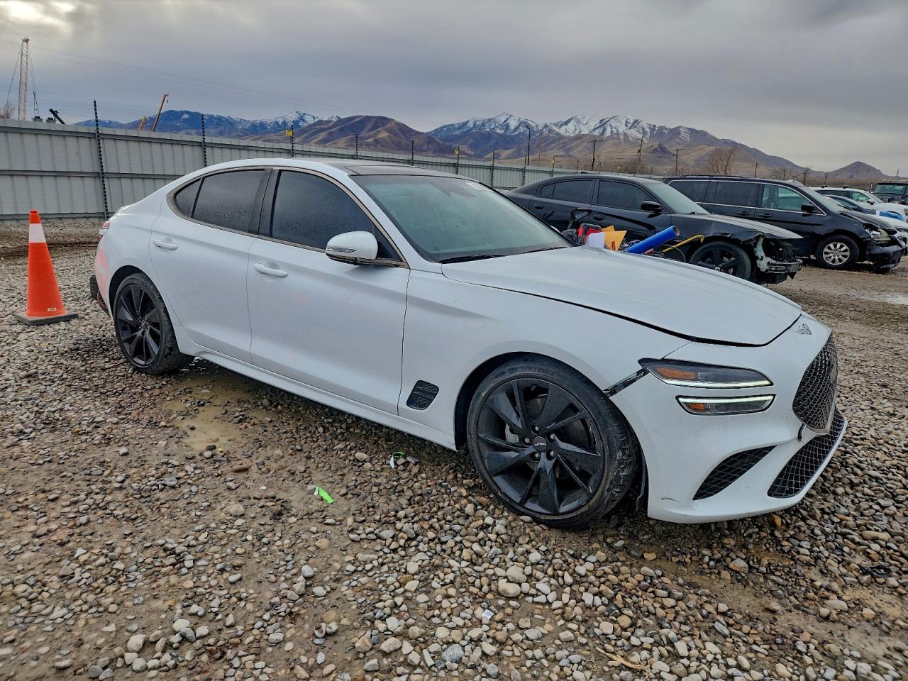 Genesis G70 Base Base Image 4