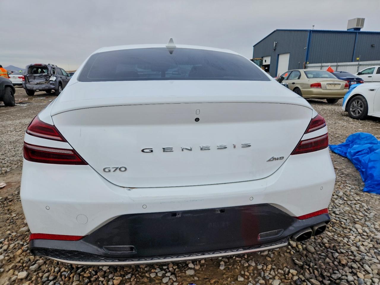 Genesis G70 Base Base Image 13
