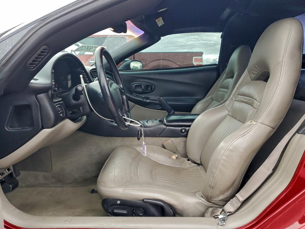 Chevrolet Corvette Image 11