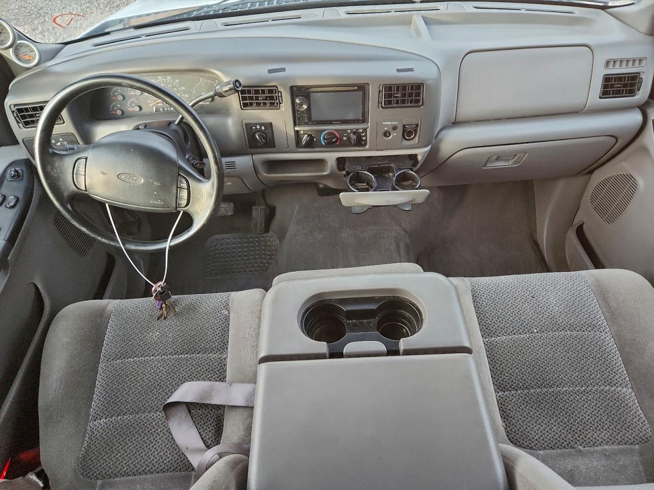 Ford F-350 Srw Super Duty Image 12