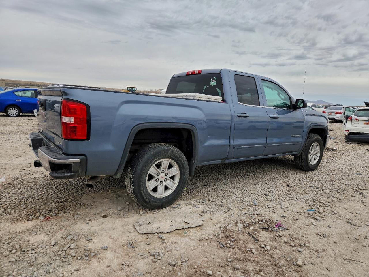 GMC Sierra K1500 Sle Image 4