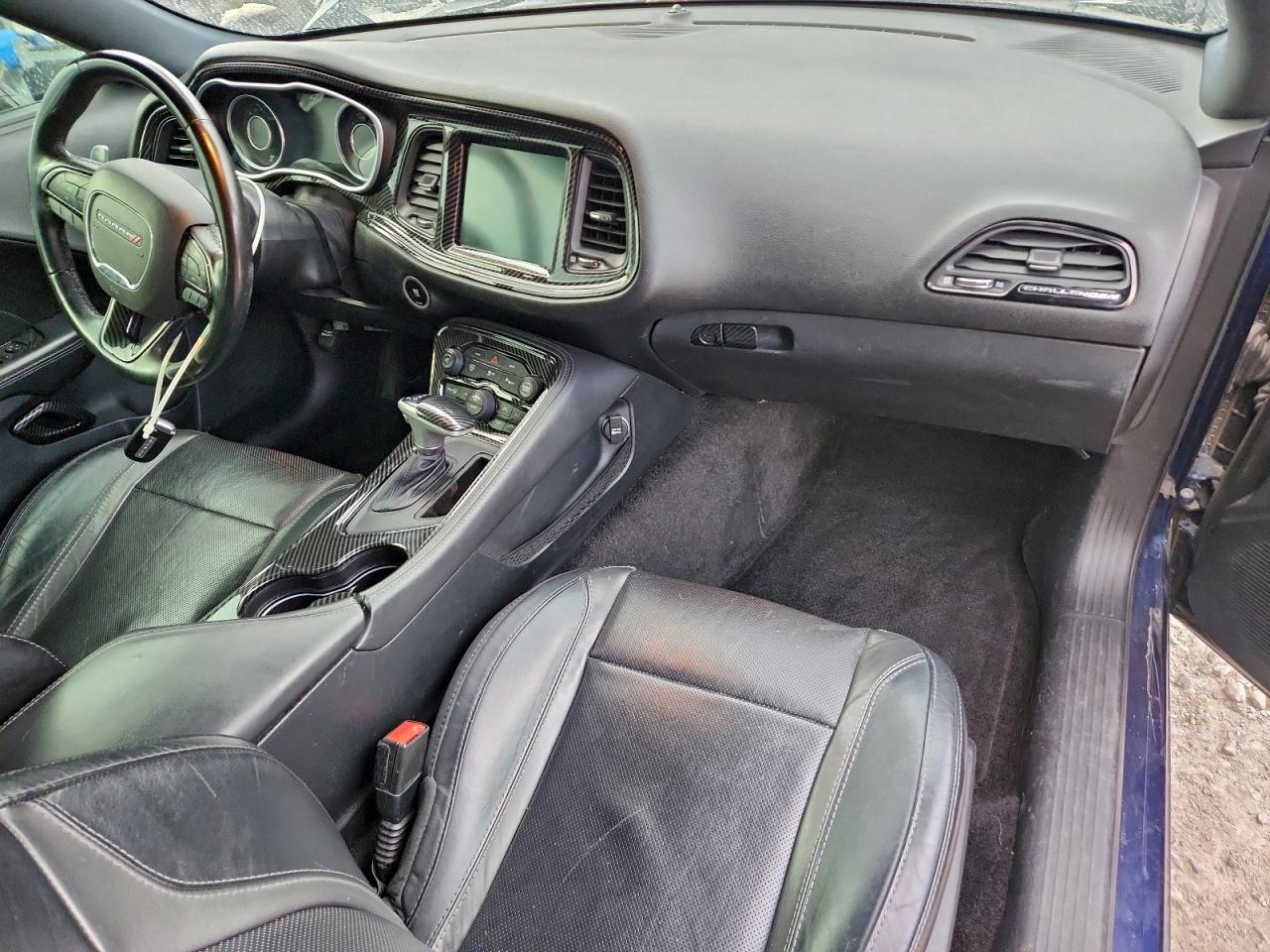 Dodge Challenger Sxt Plus Image 9