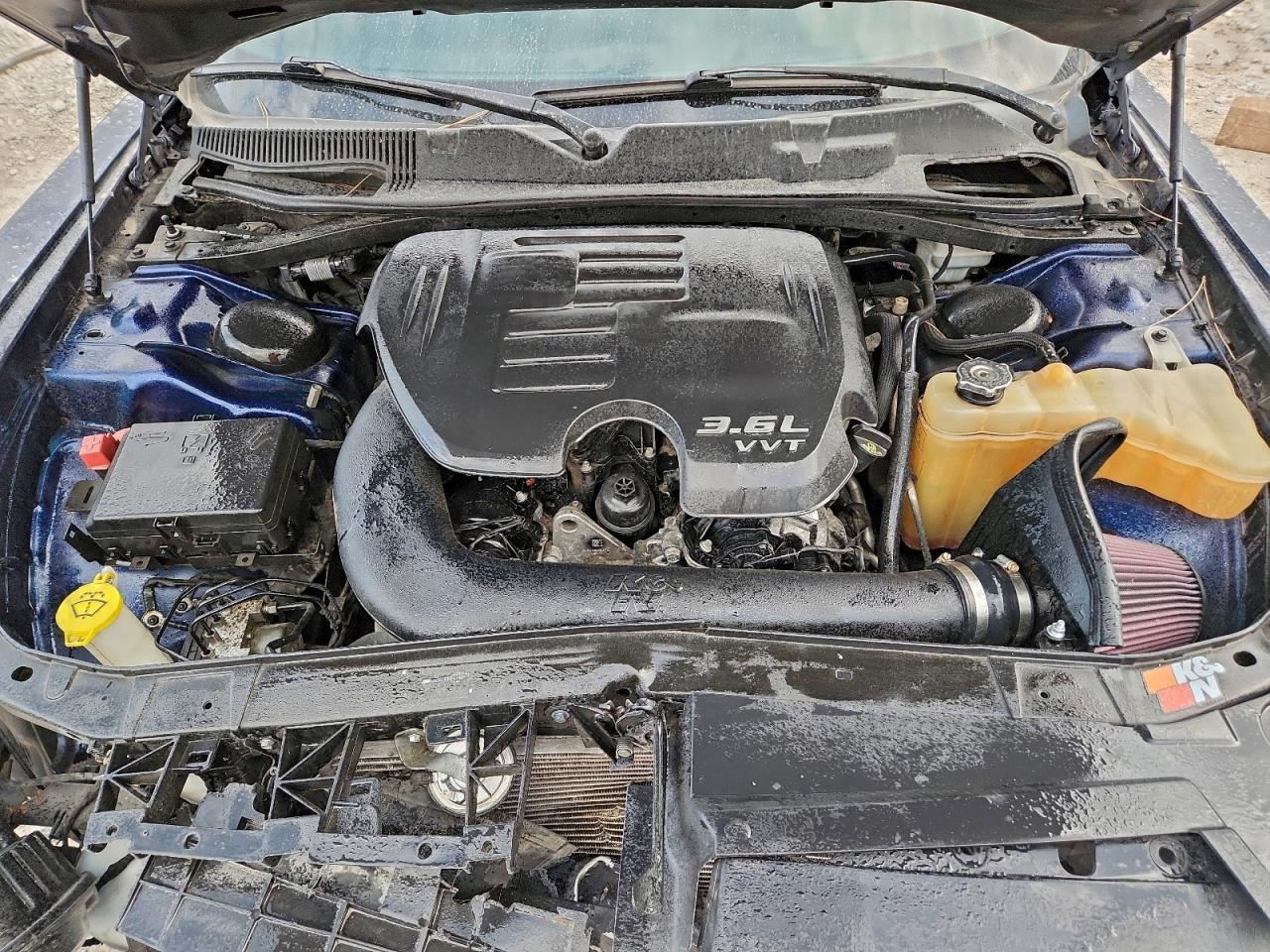 Dodge Challenger Sxt Plus Image 12