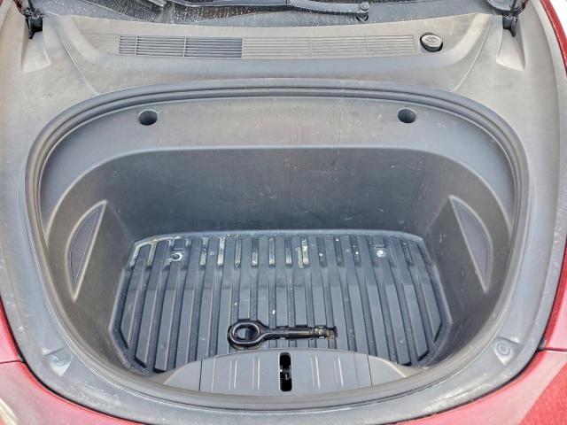 Tesla Model 3 Image 10