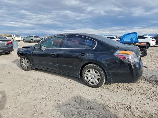 Nissan Altima Base Image 2