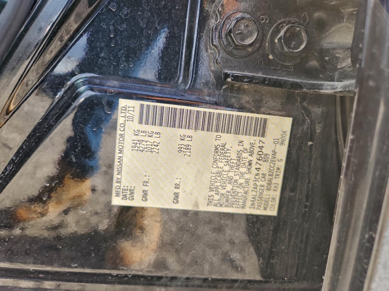 Nissan Altima Base Image 11