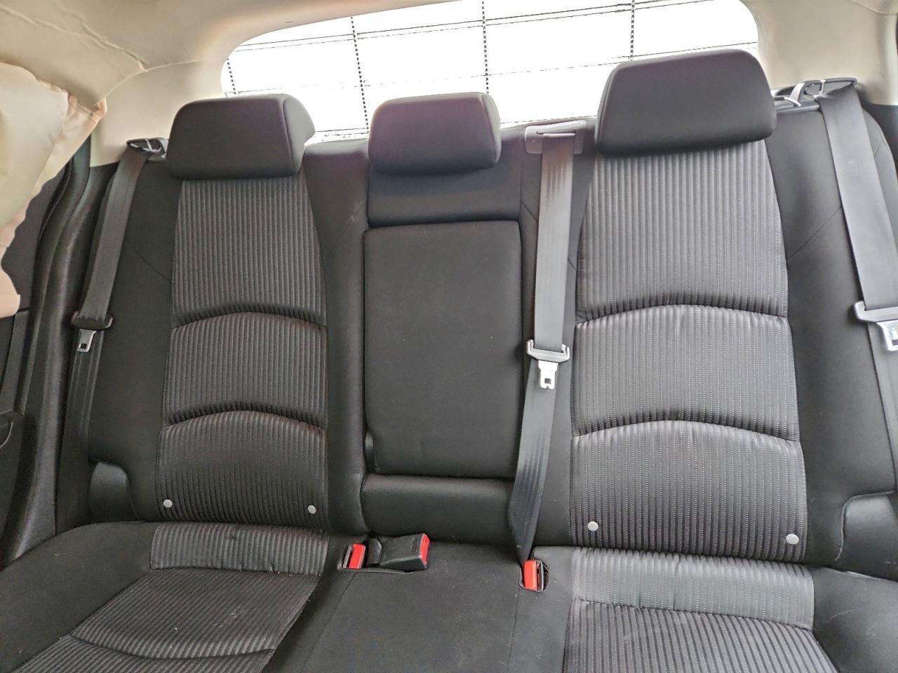 Mazda 3 Touring Image 8