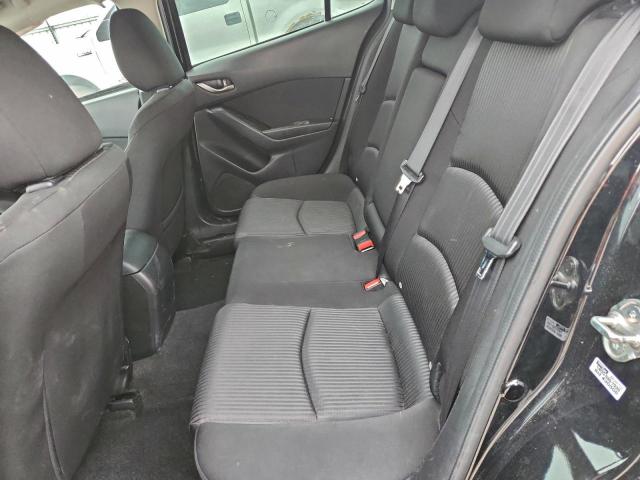 Mazda 3 Touring Image 5