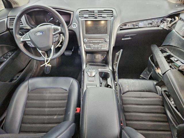 Ford Fusion Se Image 9