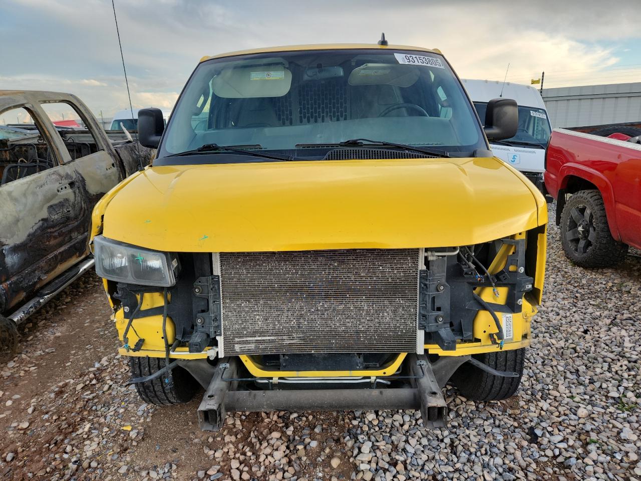 Chevrolet Express Image 8