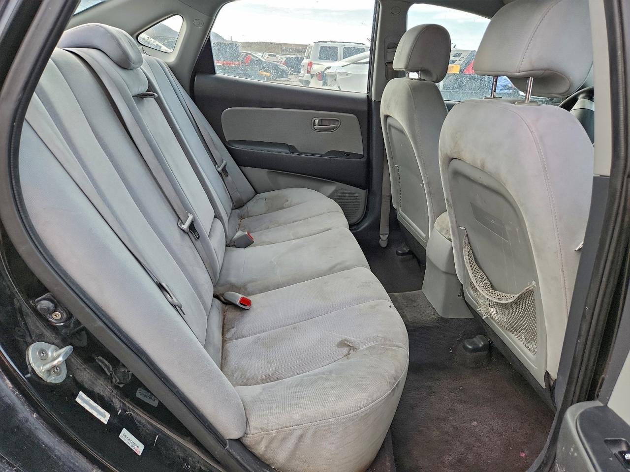 Hyundai ELANTRA Gls Image 11