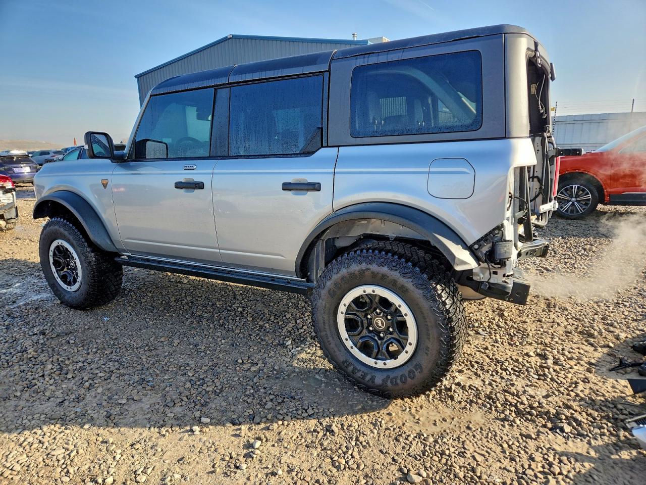 Ford Bronco Base Image 12