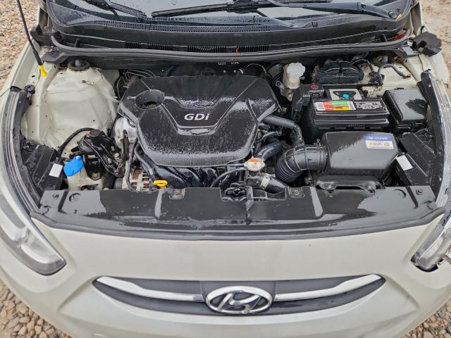 Hyundai ACCENT Se Image 10