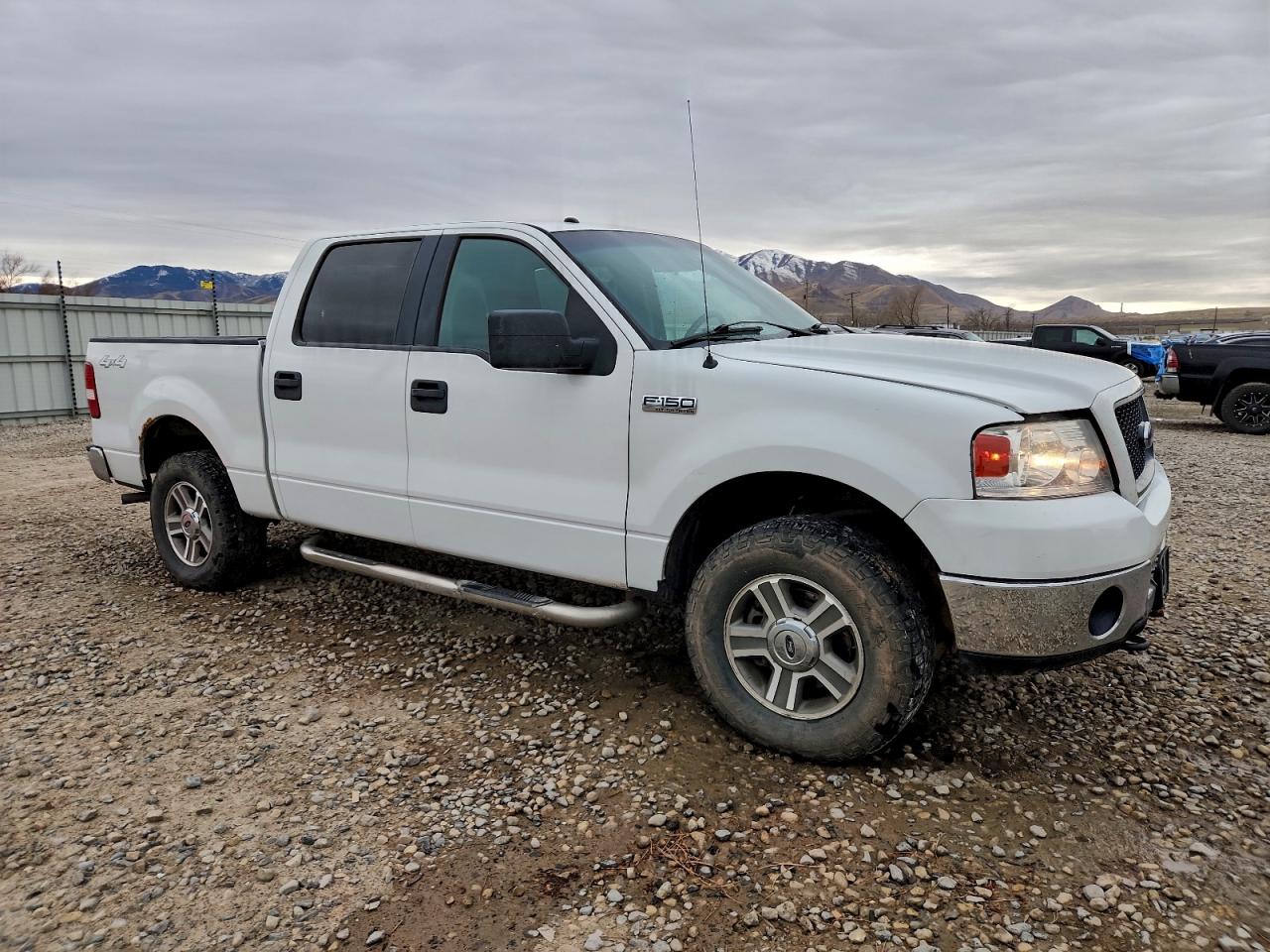 Ford F-150 Supercrew Image 2