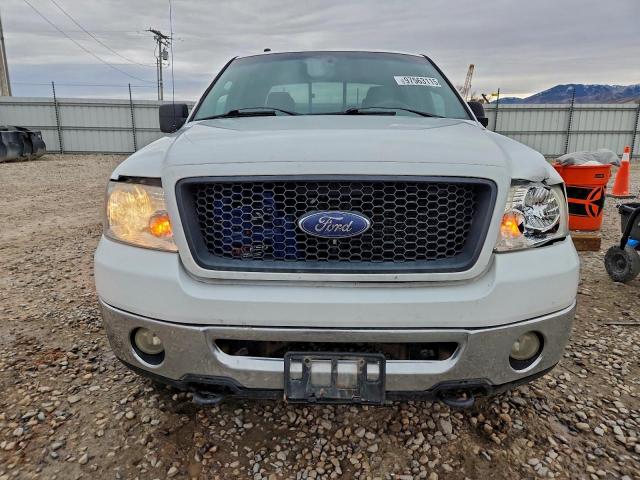 Ford F-150 Supercrew Image 3