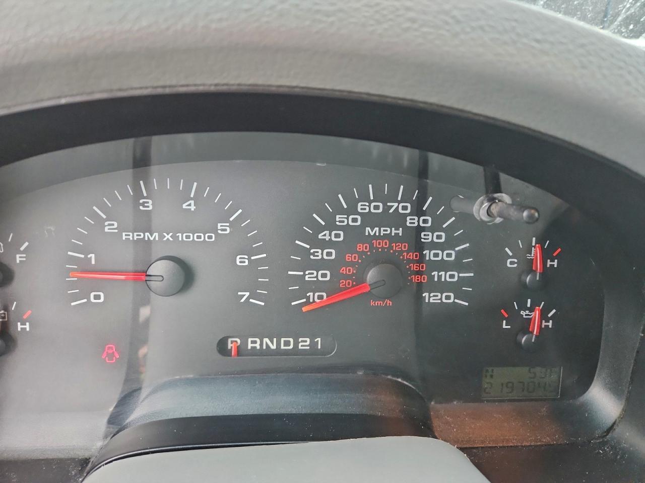 Ford F-150 Supercrew Image 7