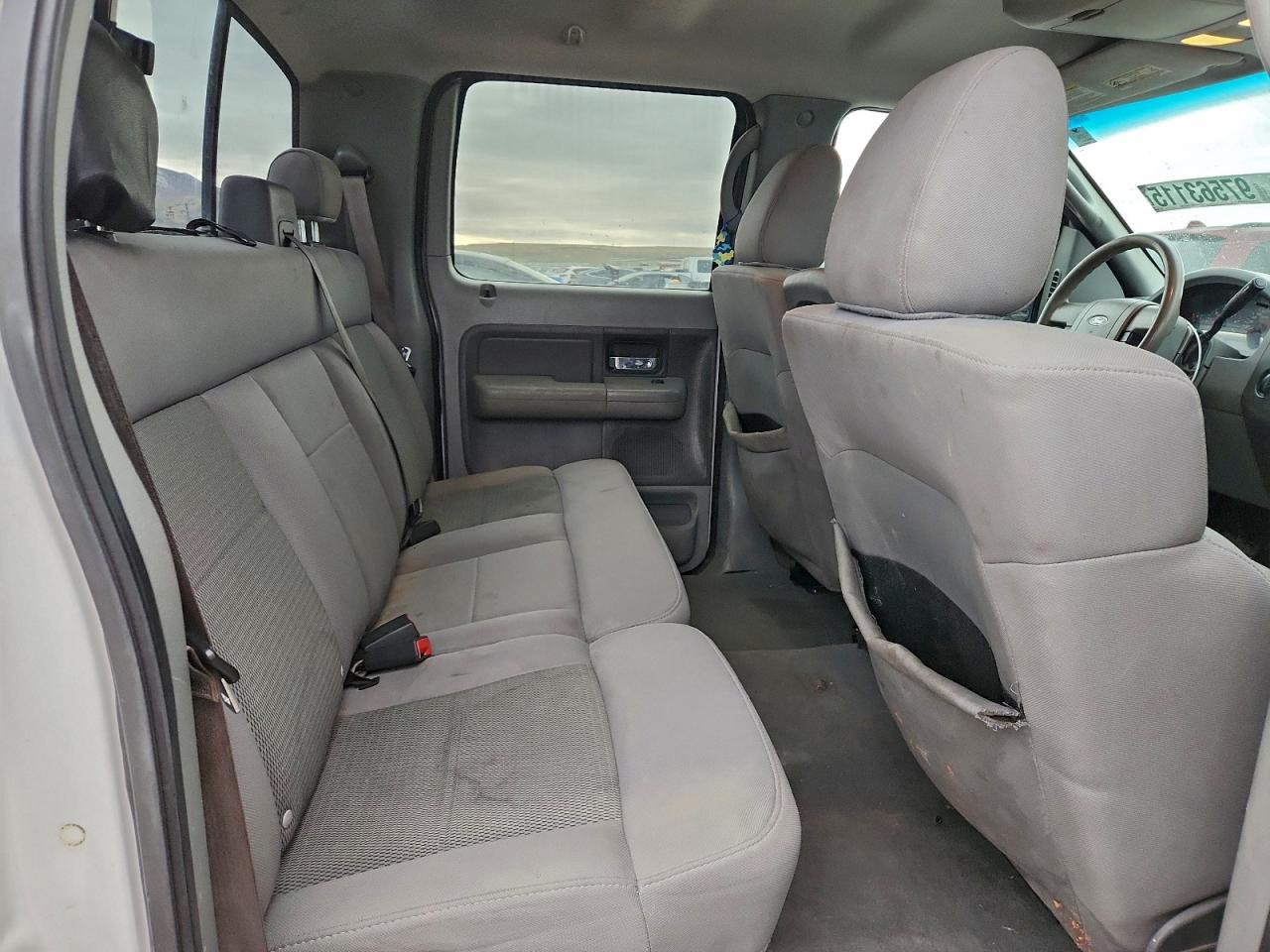 Ford F-150 Supercrew Image 10