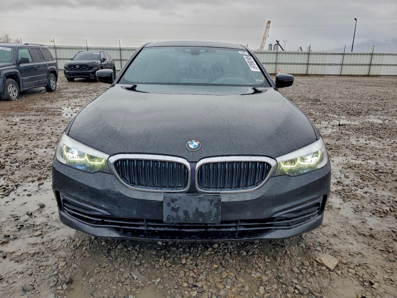BMW 5 Series Image 4