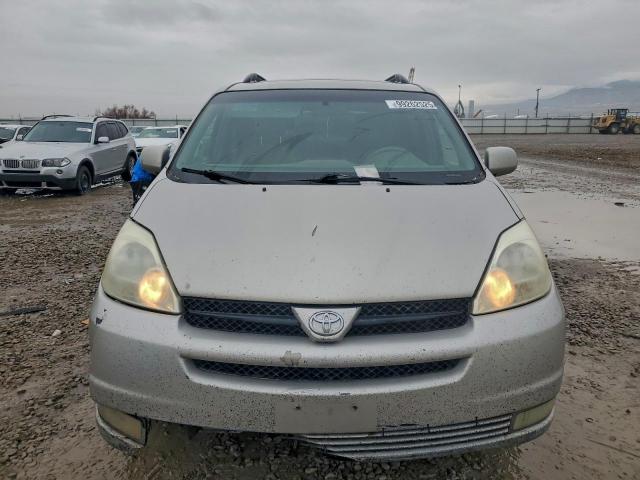 Toyota Sienna Xle Image 4