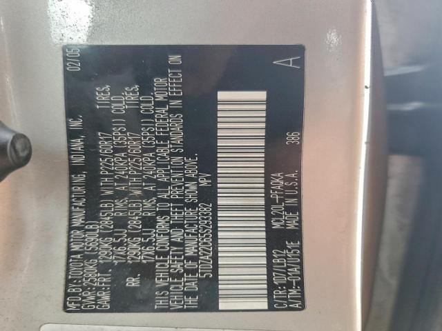 Toyota Sienna Xle Image 8