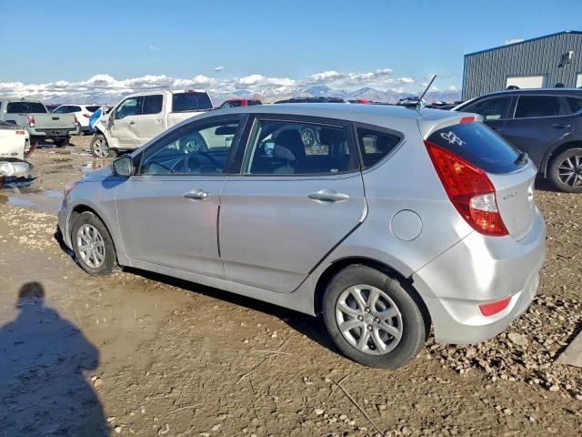 Hyundai ACCENT Gls Image 4