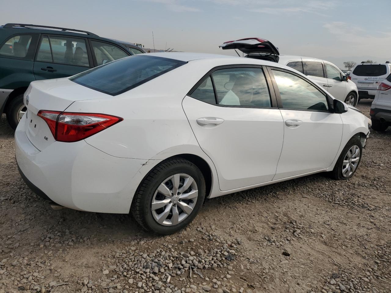 Toyota Corolla L Image 6