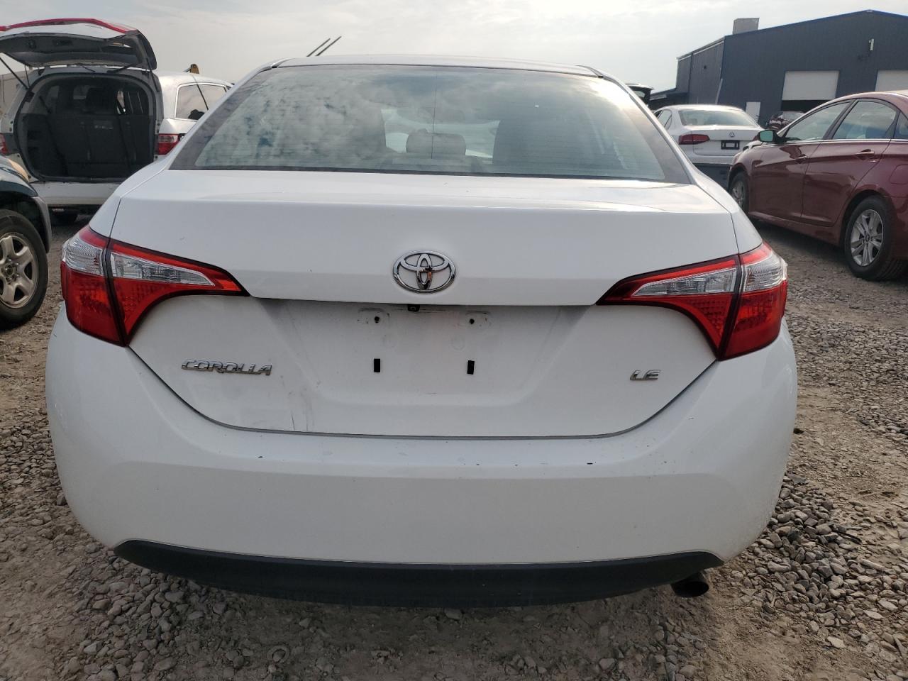 Toyota Corolla L Image 4