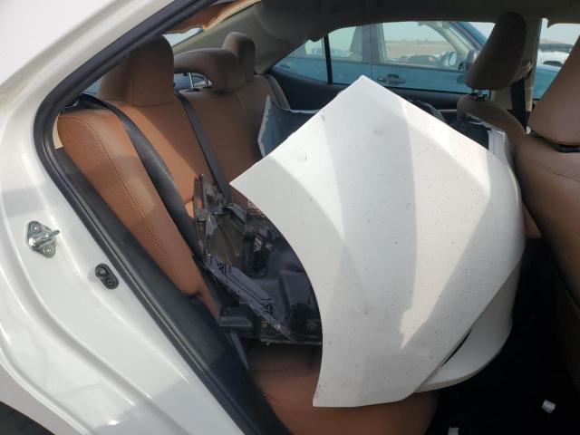 Toyota Corolla L Image 12