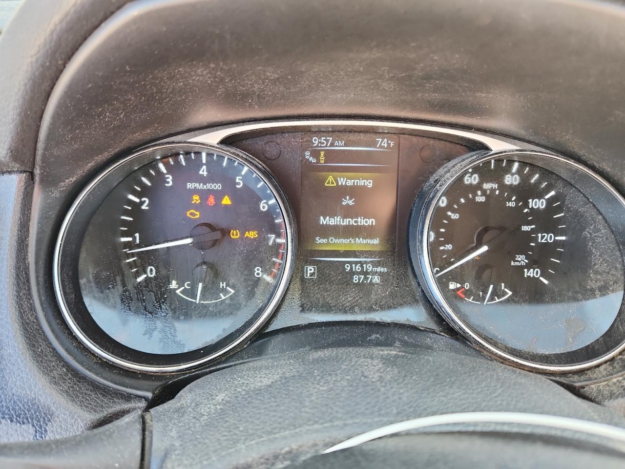 Nissan Rogue S Image 6