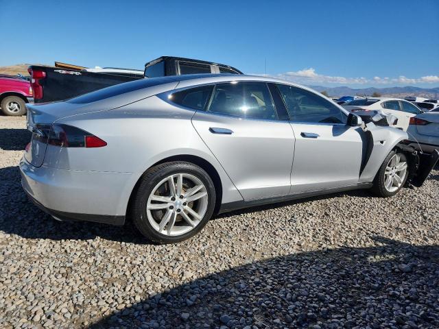 Tesla Model S Image 6