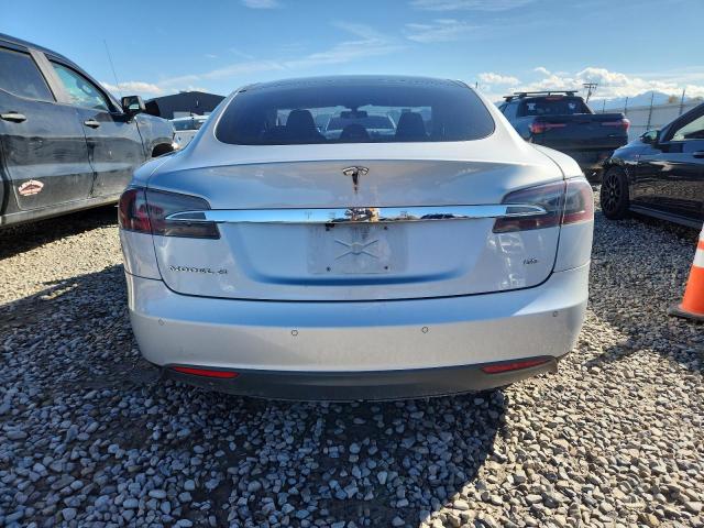 Tesla Model S Image 2