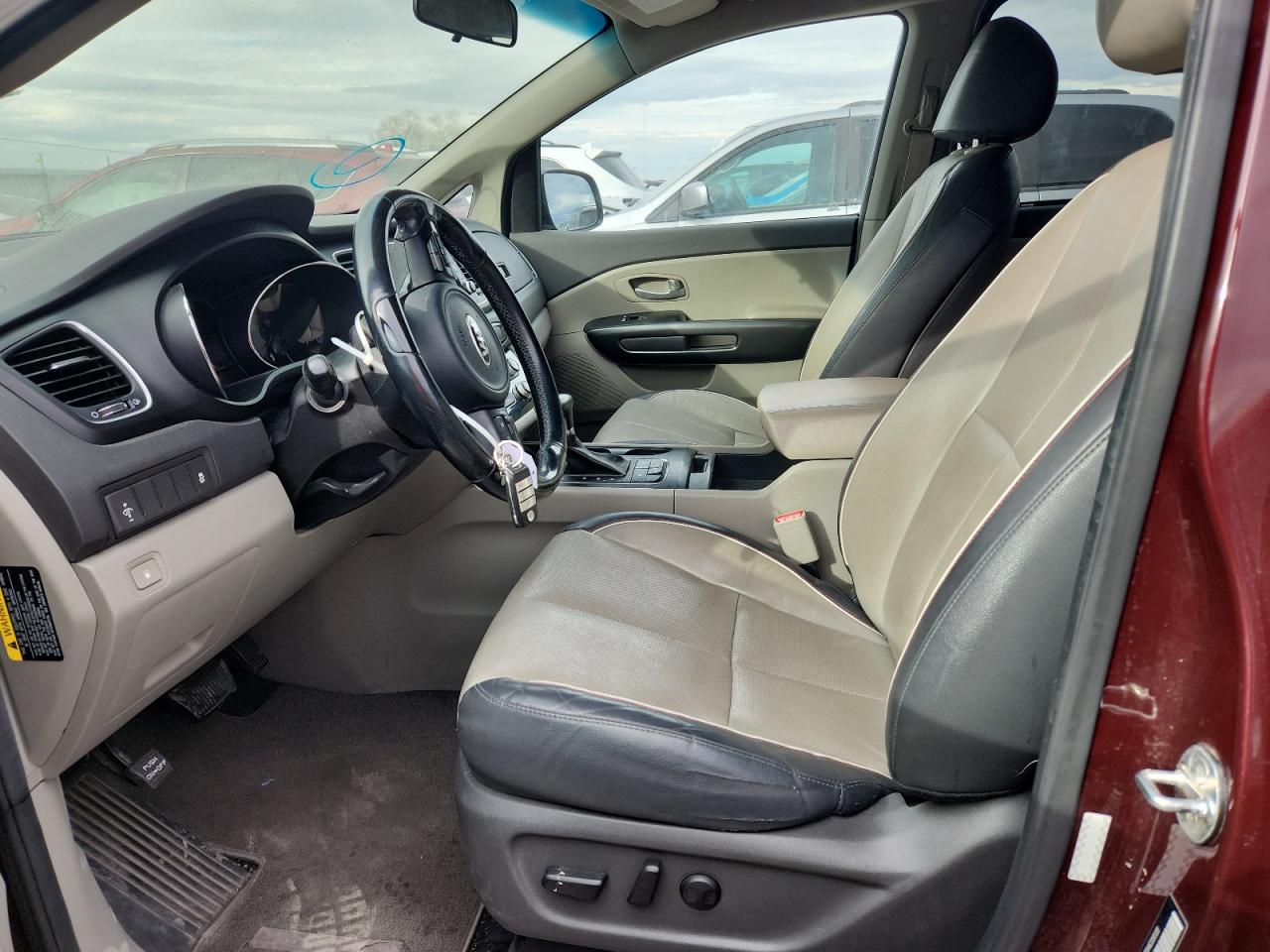 Kia Sedona Lx Image 10