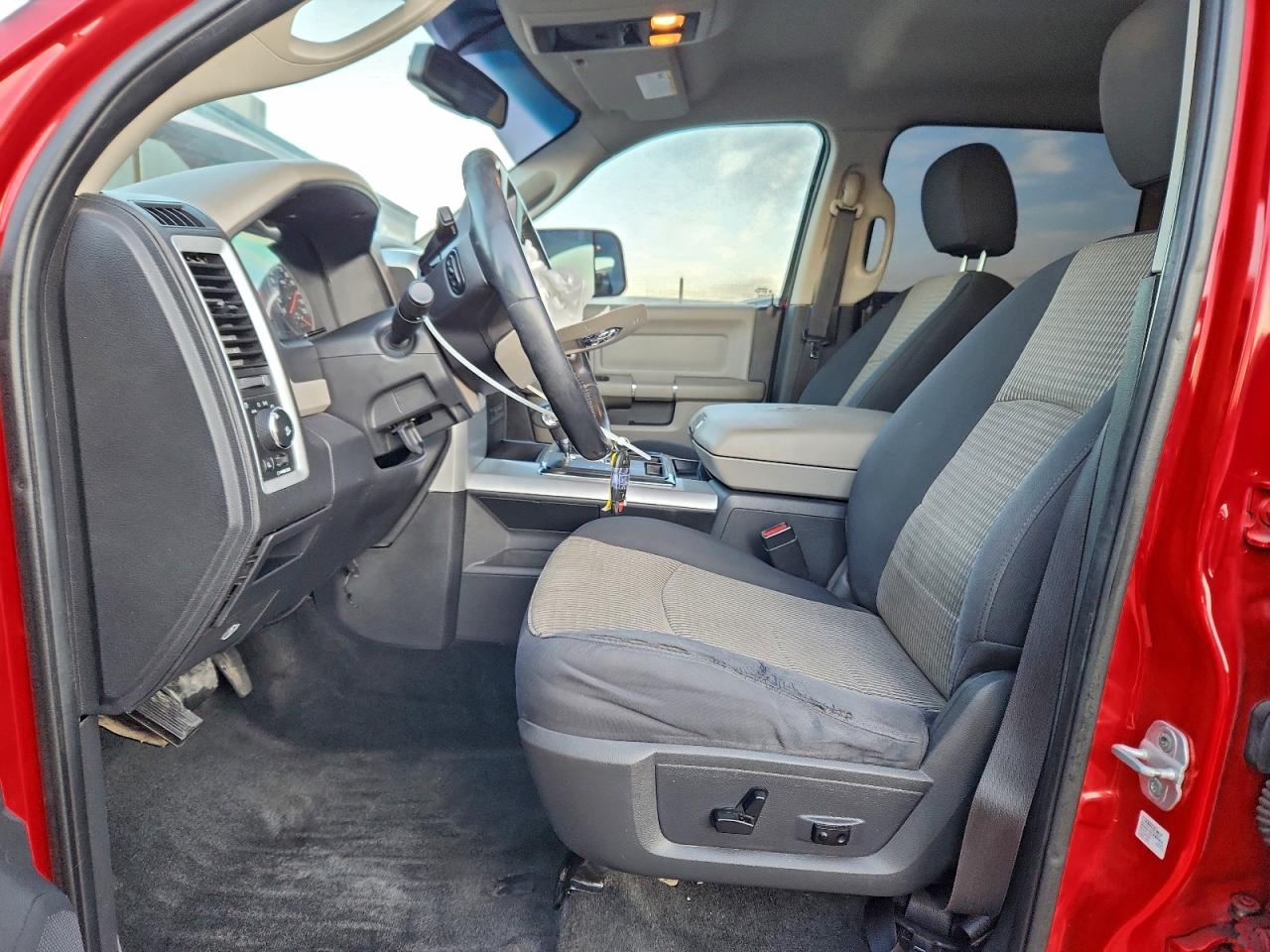 Dodge Ram 1500 Image 6