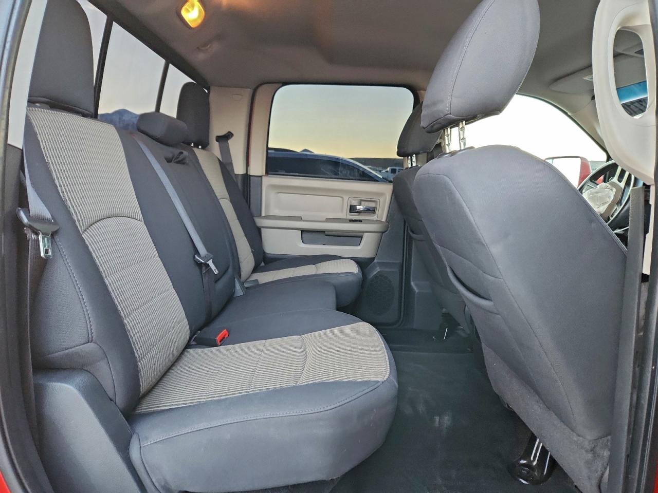 Dodge Ram 1500 Image 8