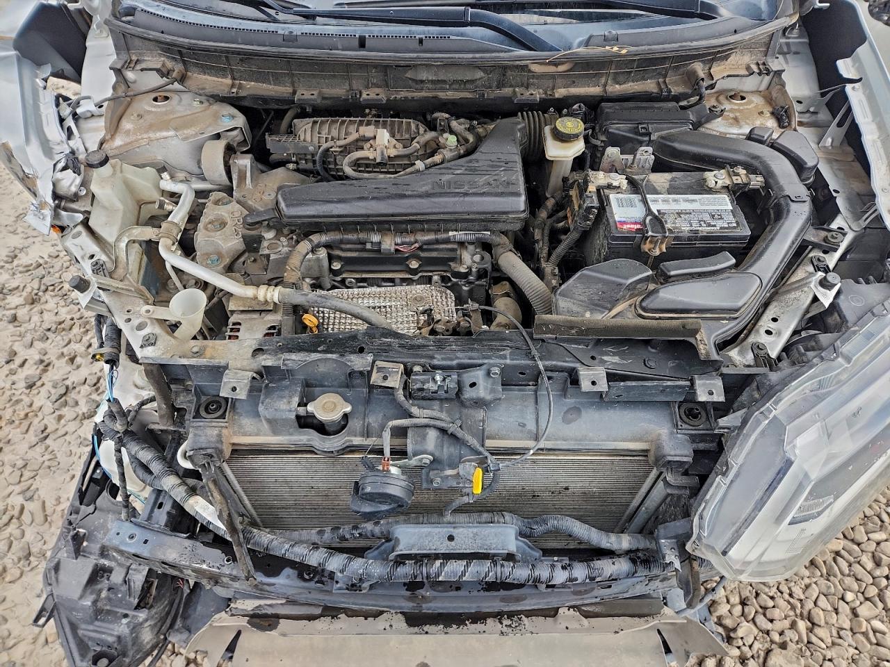 Nissan Rogue S Image 9