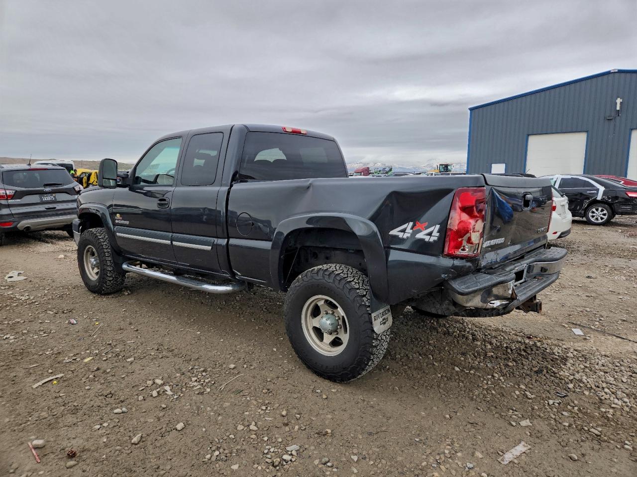 Chevrolet Silverado K2500 Heavy Duty Image 4