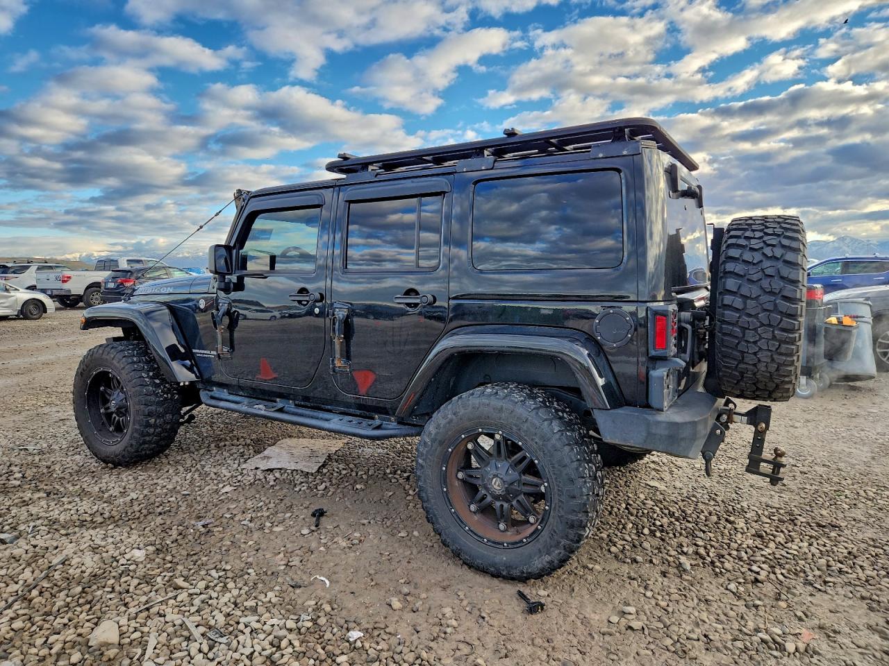 Jeep Wrangler Rubicon Image 5