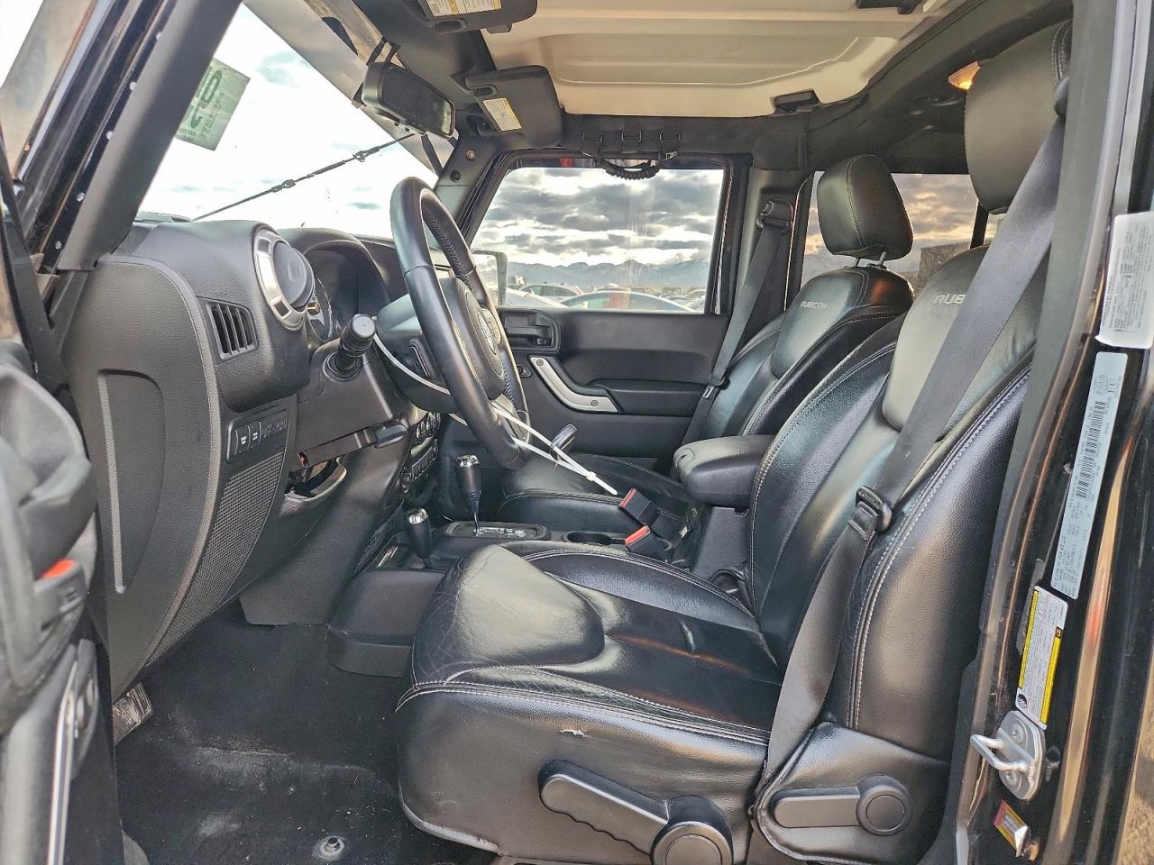 Jeep Wrangler Rubicon Image 4