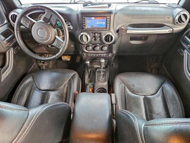 Jeep Wrangler Rubicon Image 8