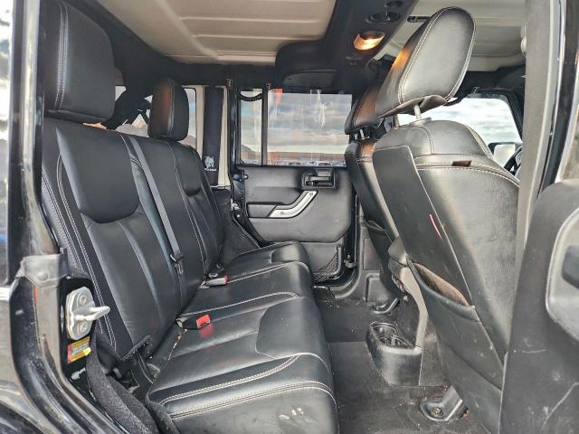 Jeep Wrangler Rubicon Image 11