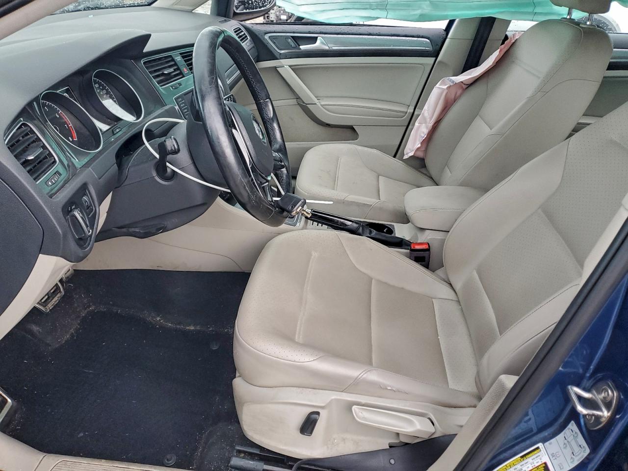 Volkswagen Golf S Image 7