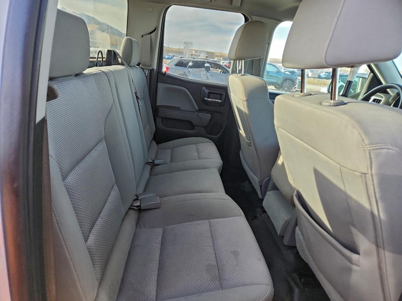 Chevrolet Silverado K1500 Custom Image 9