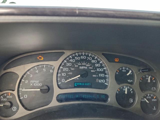 GMC Yukon Denali Image 9